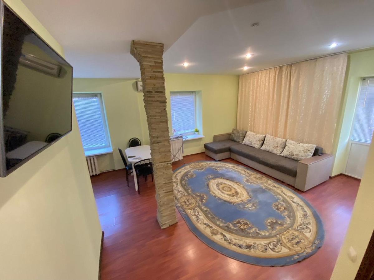 White New Apartments Ultracentral 2-Rooms In The Heart 基希讷乌 外观 照片