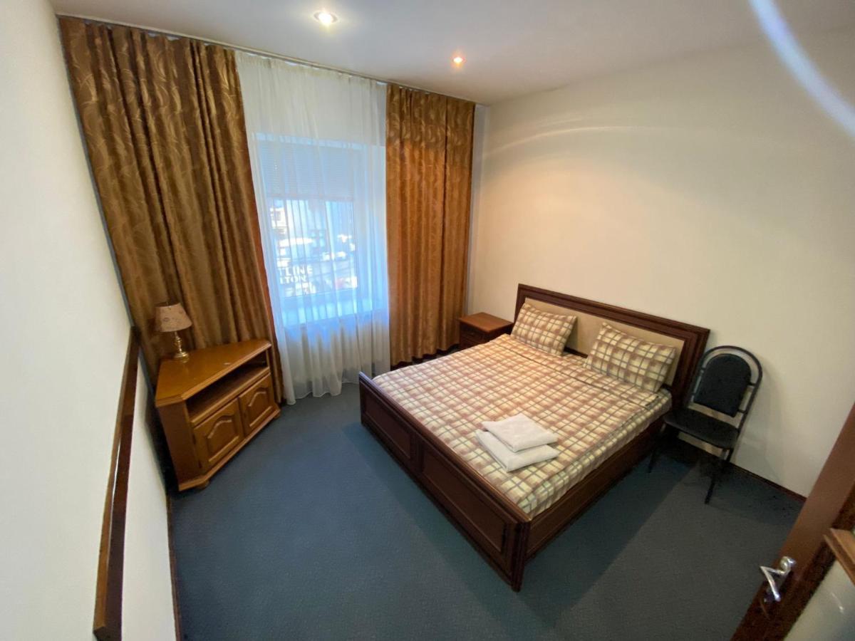 White New Apartments Ultracentral 2-Rooms In The Heart 基希讷乌 外观 照片