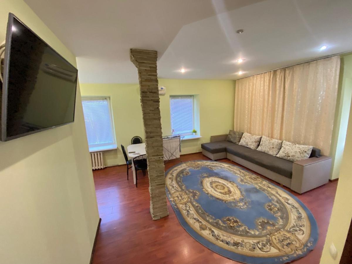 White New Apartments Ultracentral 2-Rooms In The Heart 基希讷乌 外观 照片