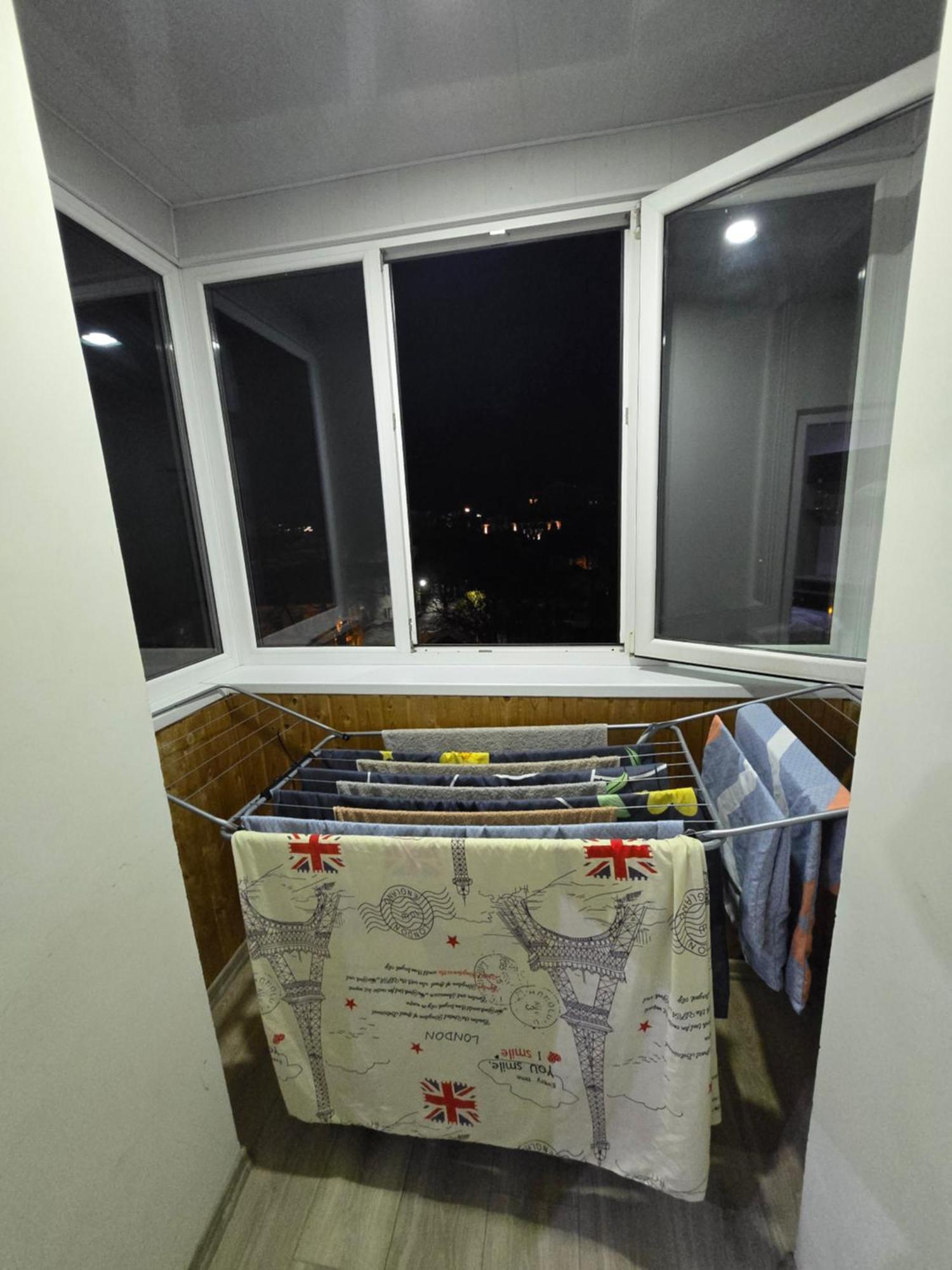 White New Apartments Ultracentral 2-Rooms In The Heart 基希讷乌 外观 照片